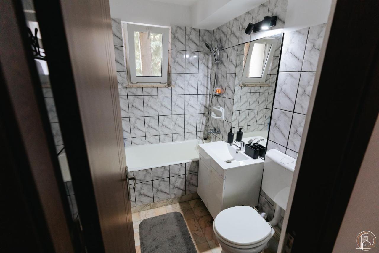 Zaza Apartament - Central Area, With Balcony Târgu Jiu Zewnętrze zdjęcie