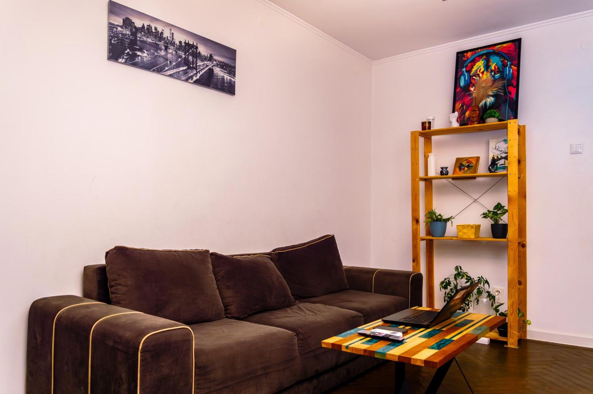 Zaza Apartament - Central Area, With Balcony Târgu Jiu Zewnętrze zdjęcie